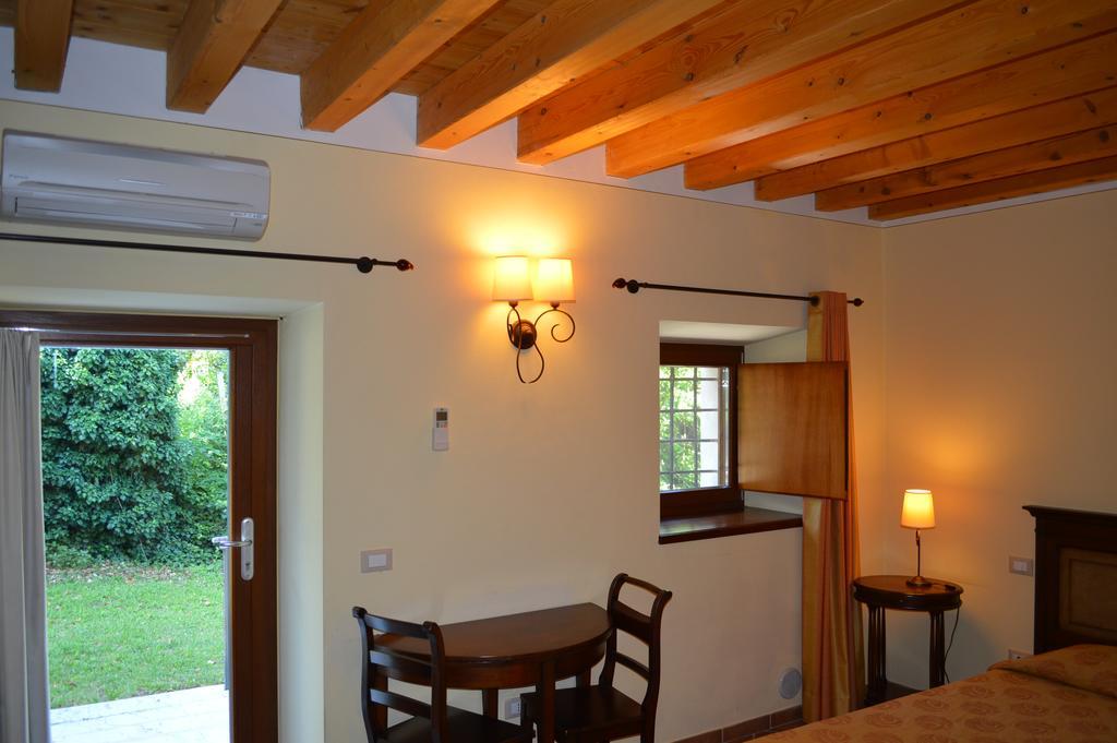 Seiterre Agriturismo Tenuta San Leone Valeggio sul Mincio Extérieur photo